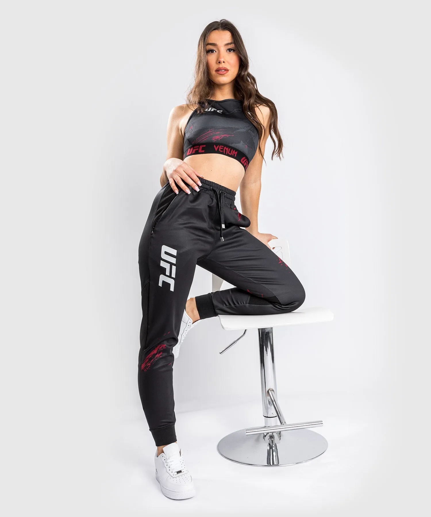 Pantalon de jogging UFC Venum Authentic Fight Week 2.0 - Pour Femmes - Noir/Rouge